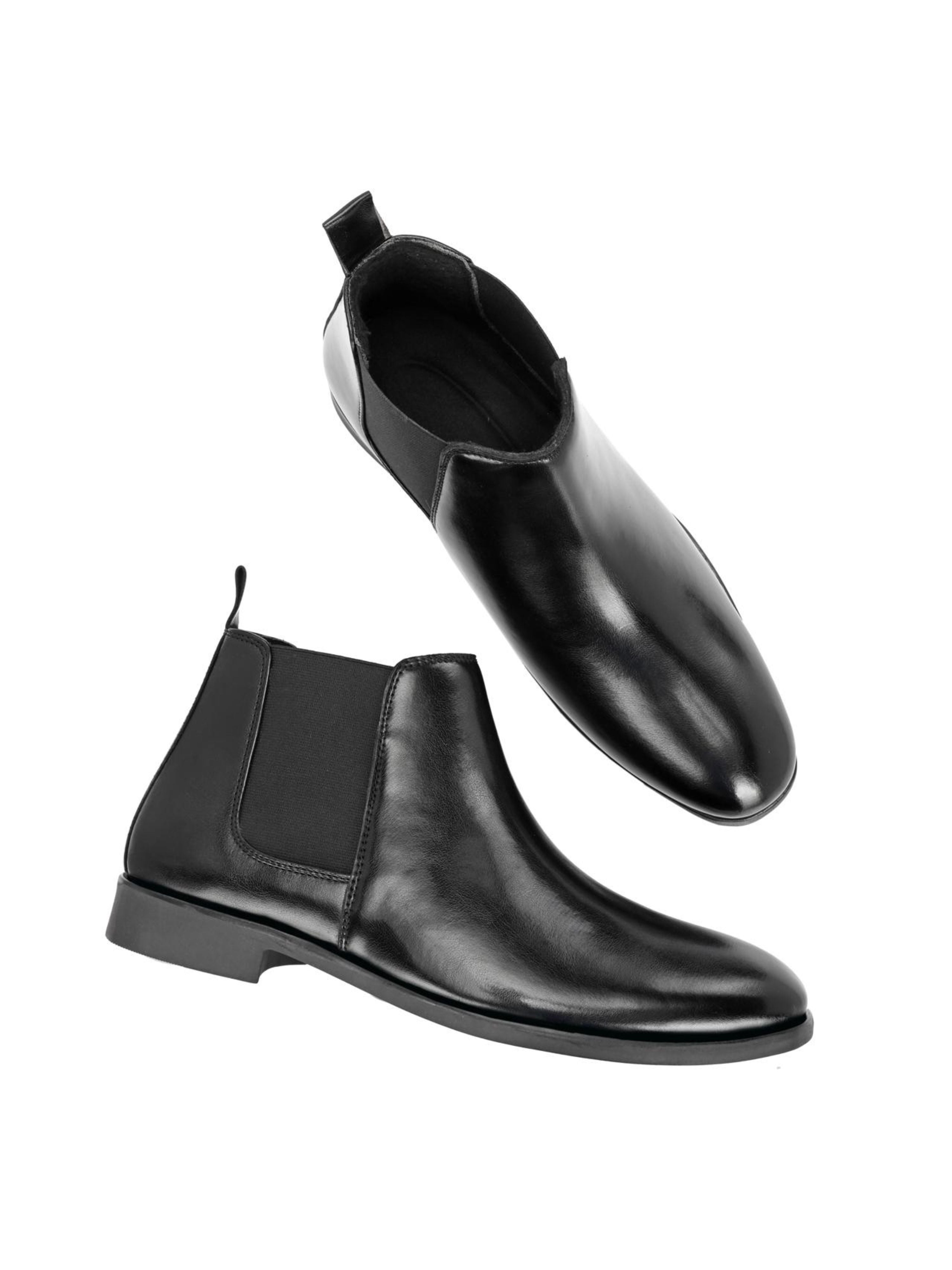 Qismat Men's Black Chelsea Boots