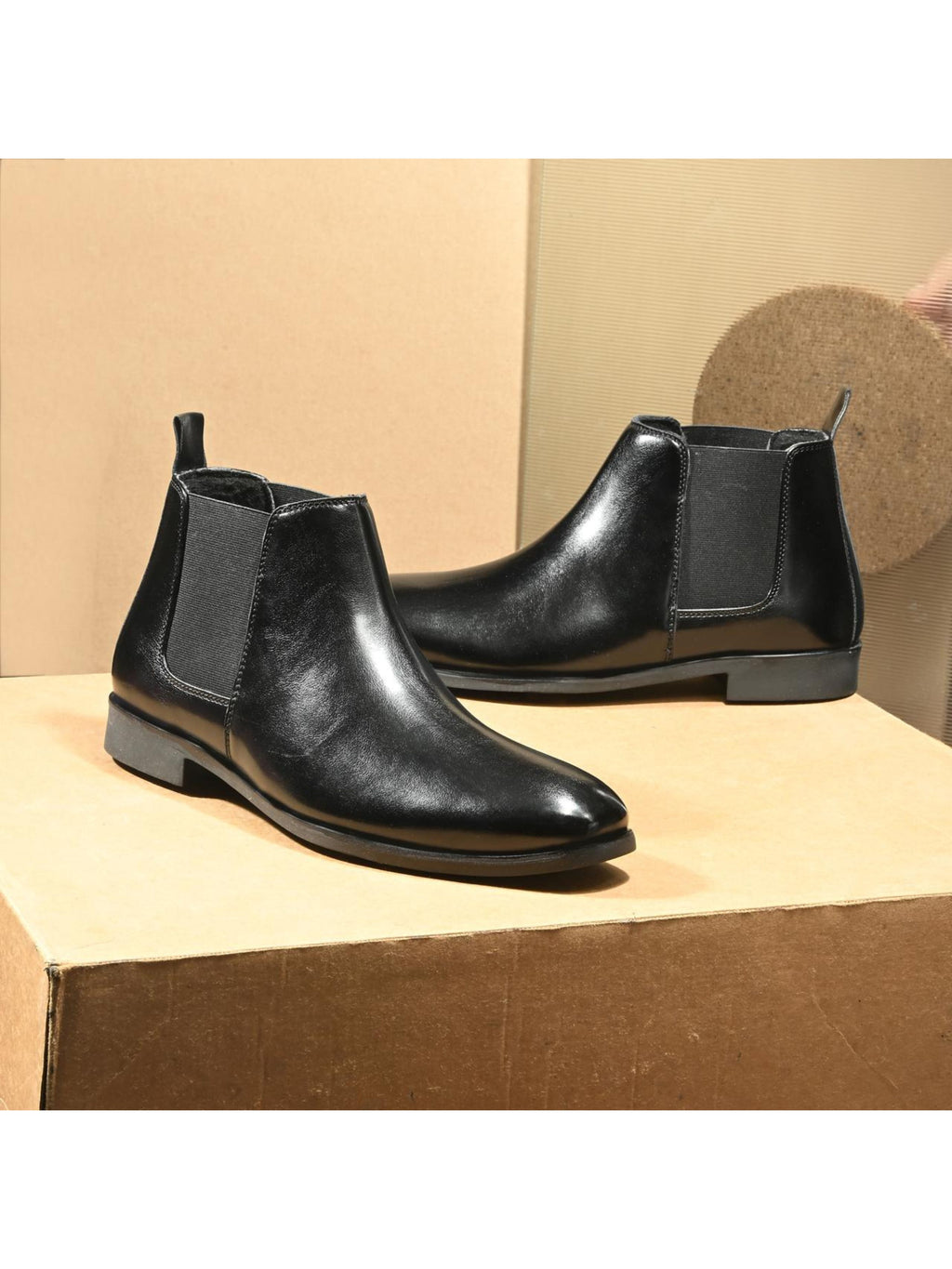 Qismat Men's Black Chelsea Boots