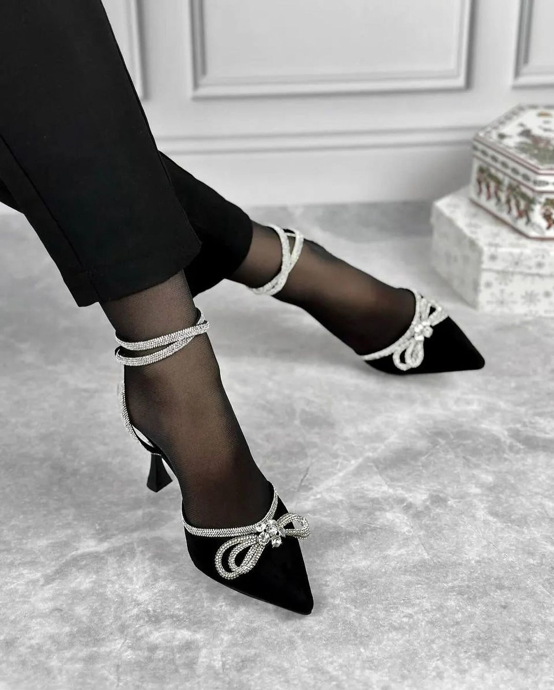 Elegent Daimond Bow Lace up Heels