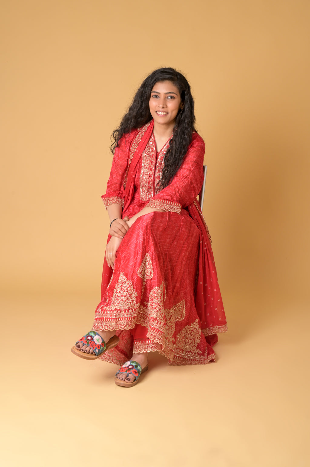 Handstiched Floral Slider with Anti-Slip TPR Soul