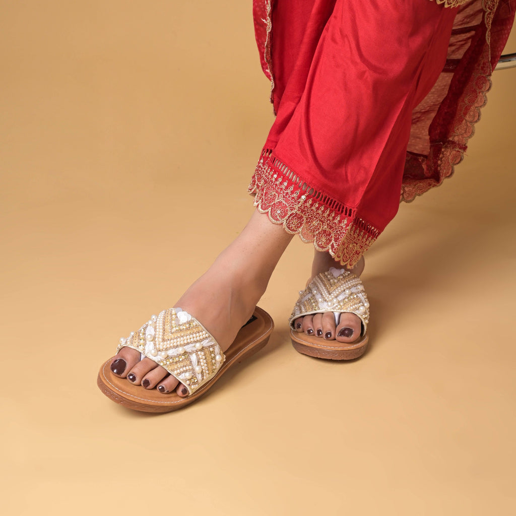 Handstiched Sliders with Anti-Slip TPR Soul With Pearls