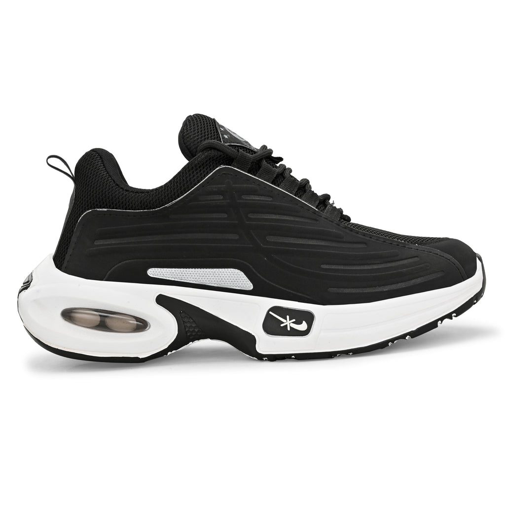Trendy Men’s Sneakers in Black