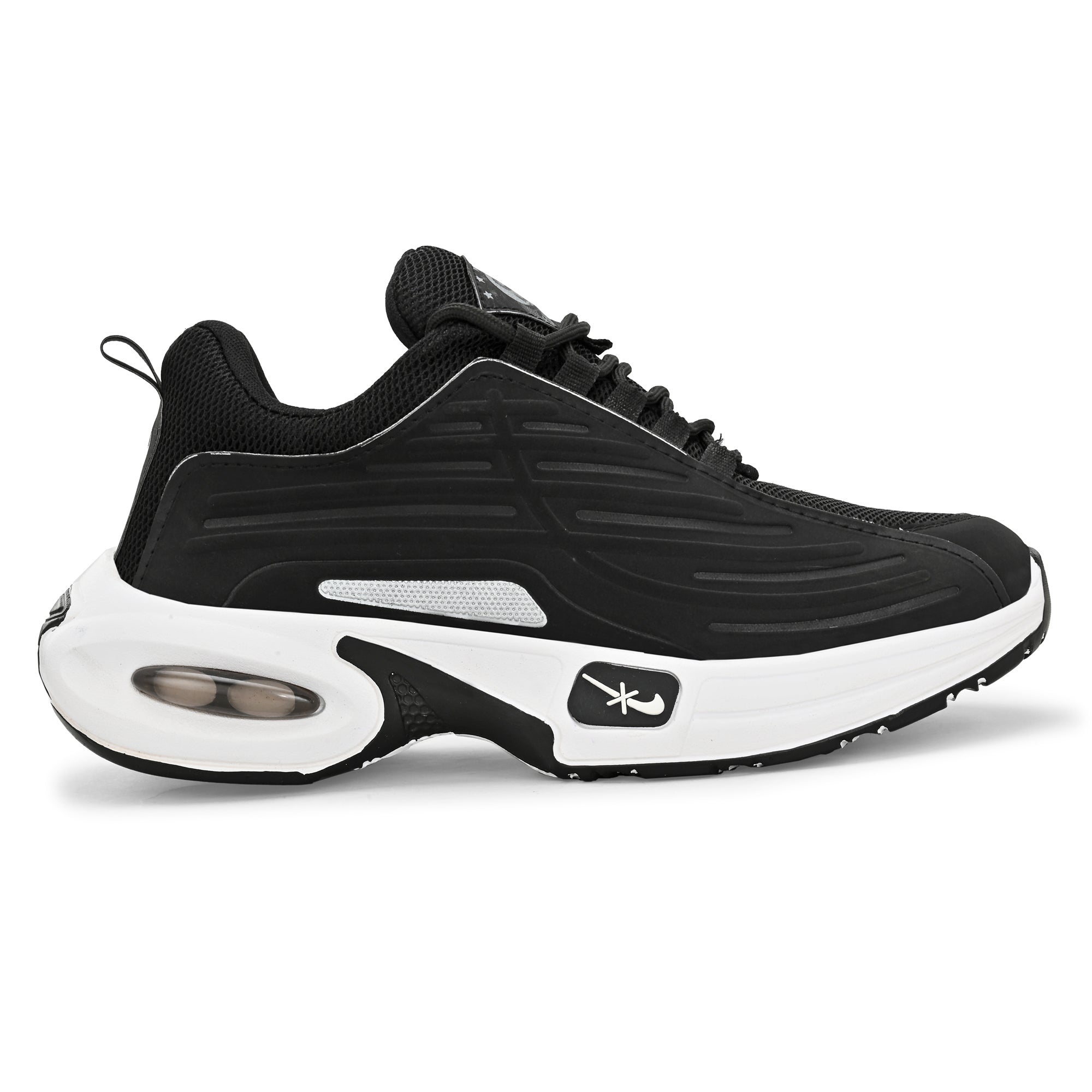 Trendy Men’s Sneakers in Black